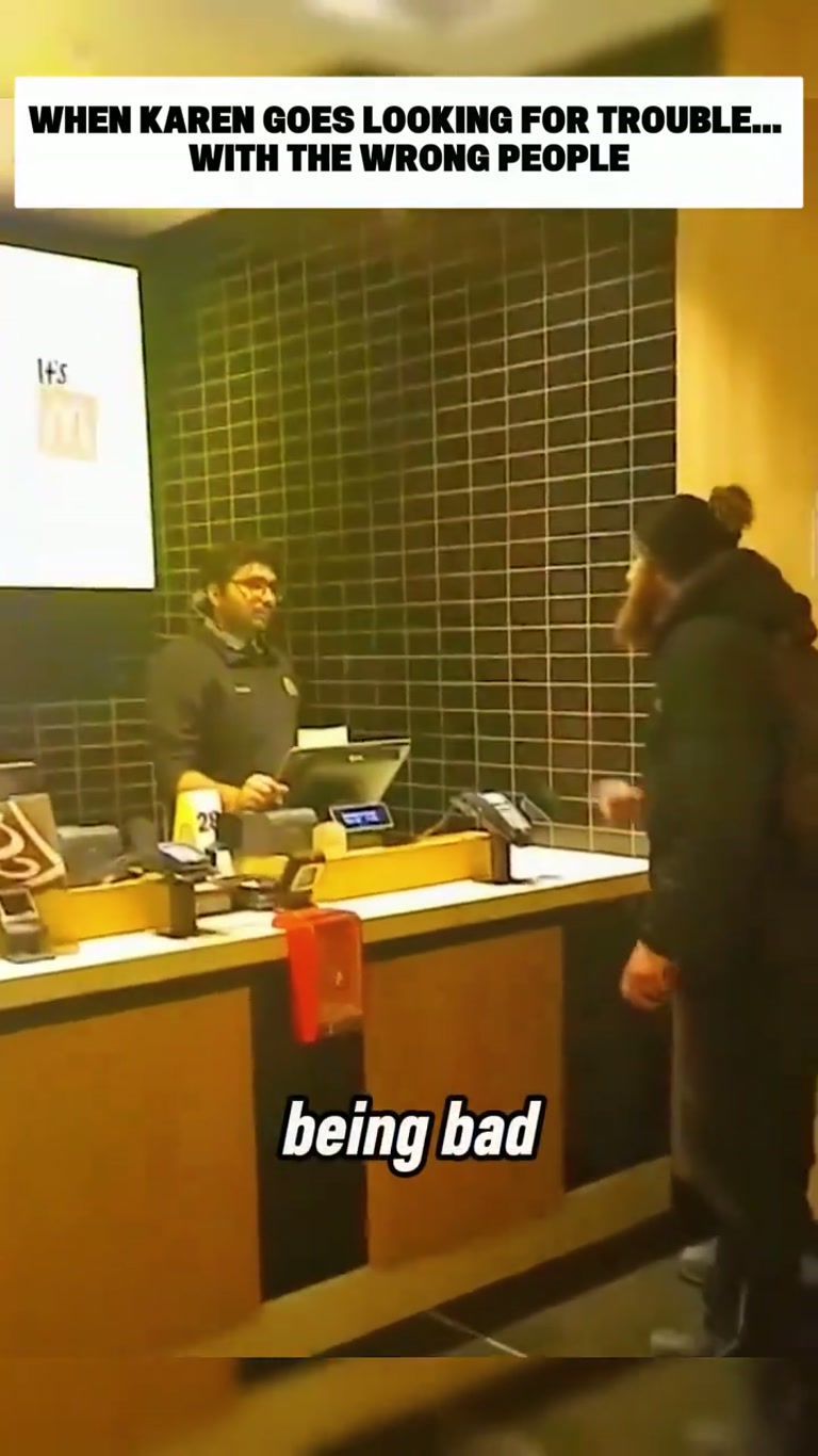 Customer Confronts McDonald's Staff Over Missing Pokémon Cards