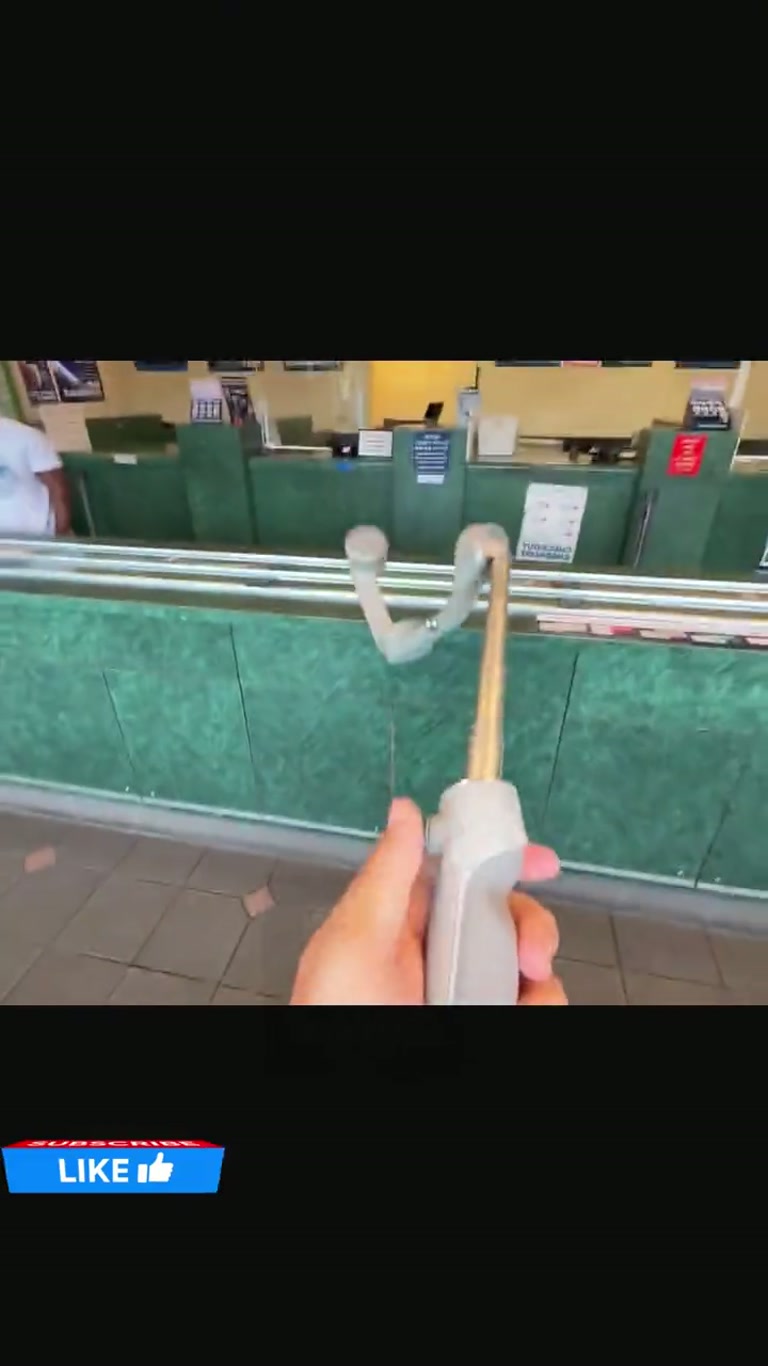 Gimbal Snatched: Tense Store Confrontation Caught on Camera