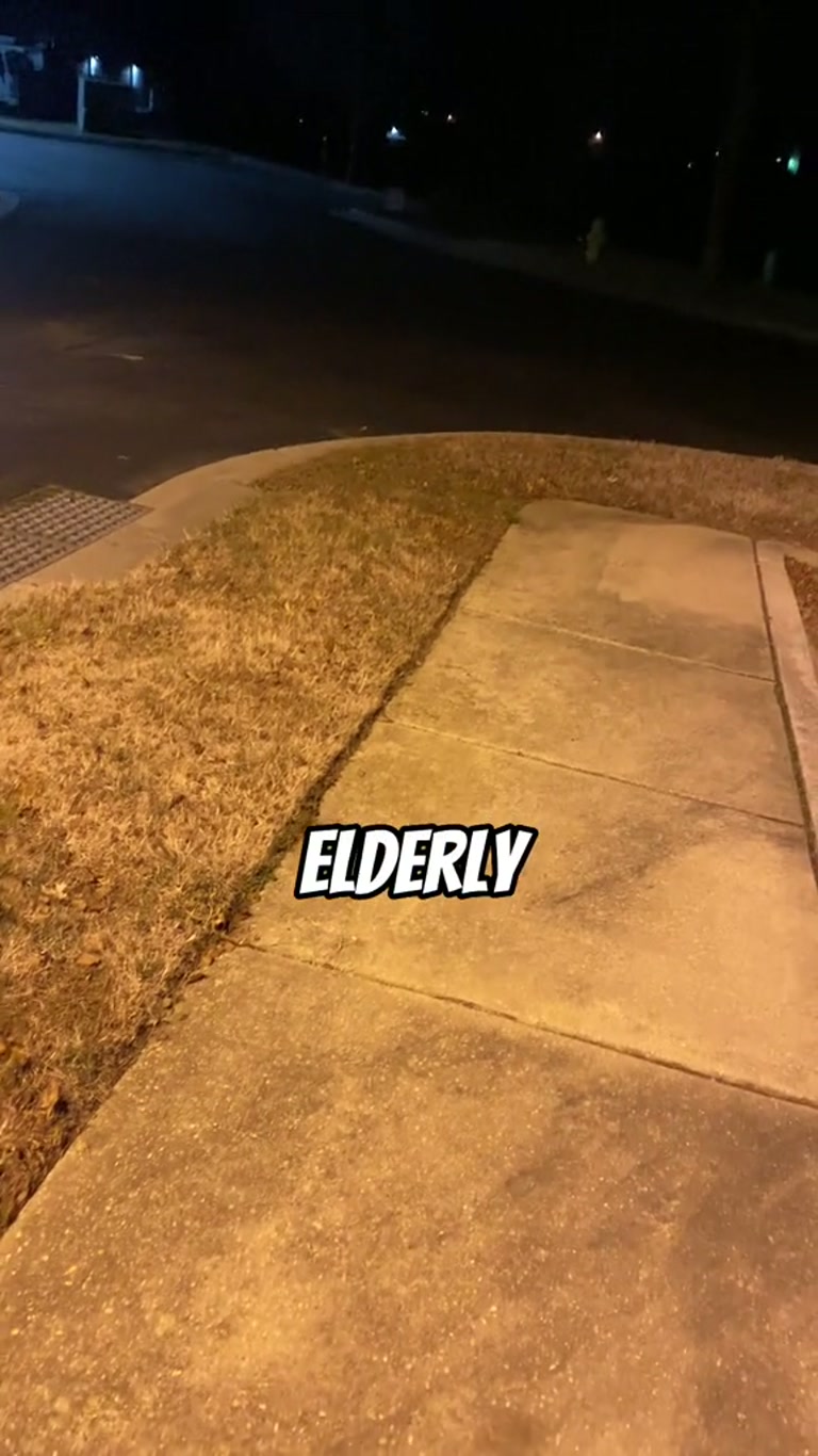 A Nighttime Warning About an Elderly Stranger at the Door