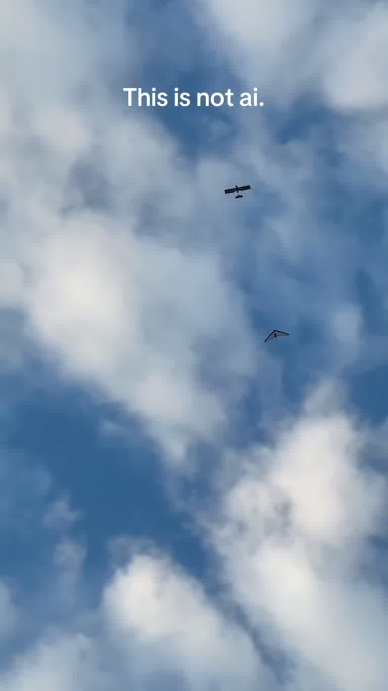 A 'Not AI' Sky Clip Leaves Viewers Puzzling Over Two Objects