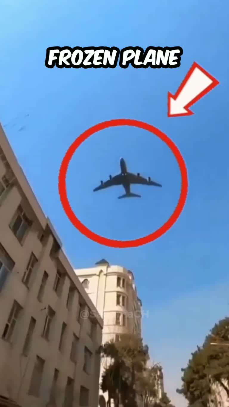 Six Suns to a Frozen Plane: 5 'Glitches' Caught on Camera