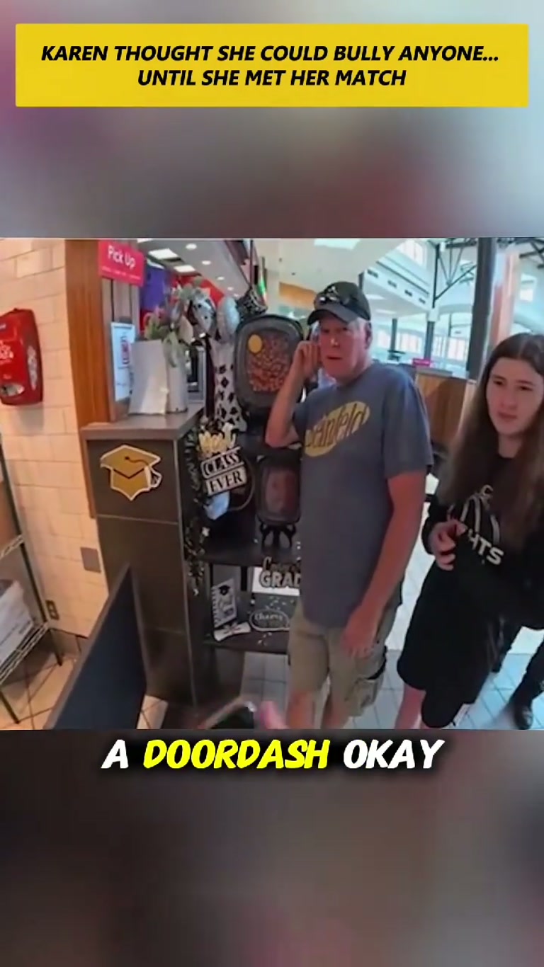 Remember When a Food Court Spat Wasn't a Viral Clip