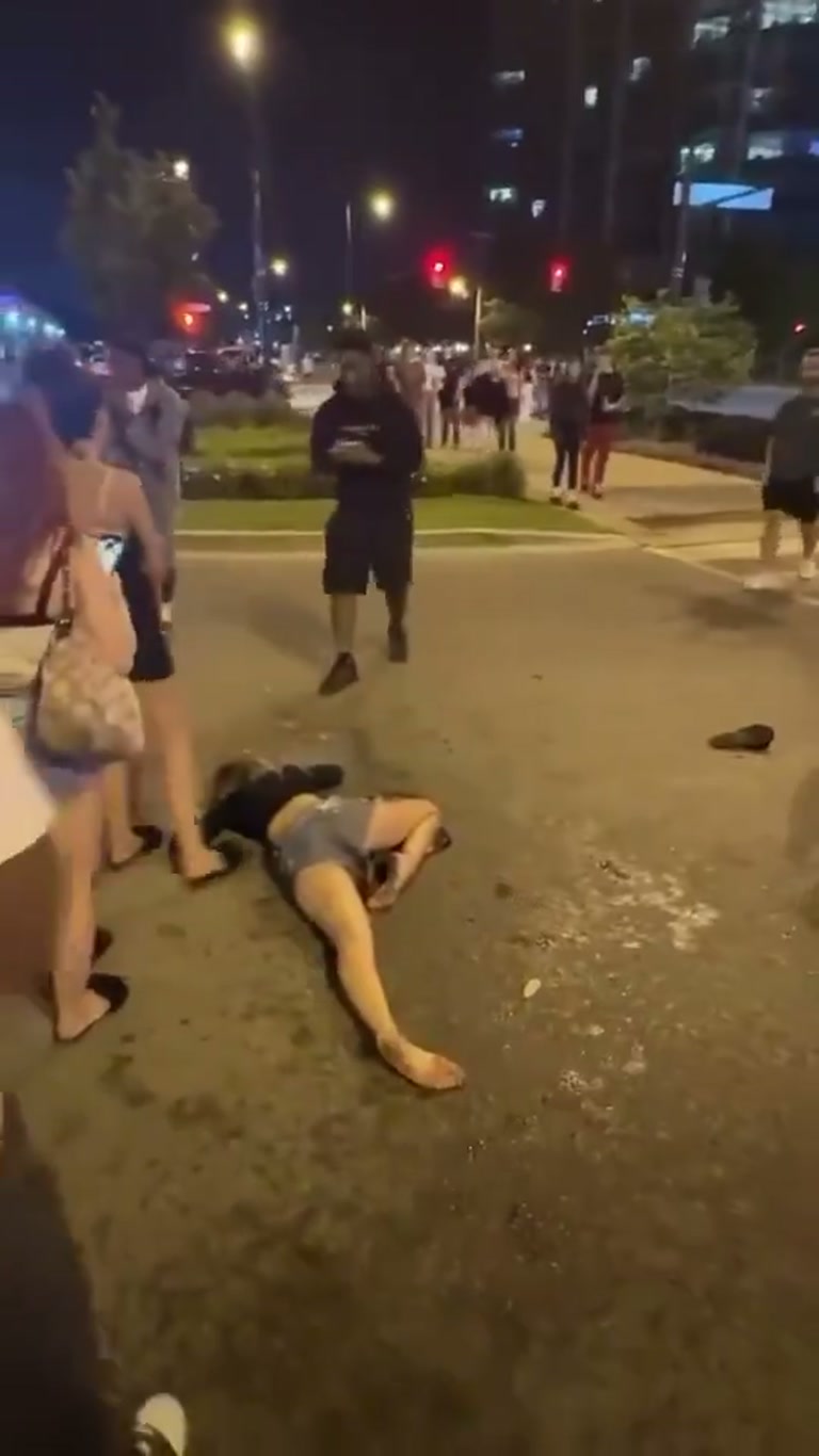 Night Street Clash Filmed While Bystanders Record on Phones
