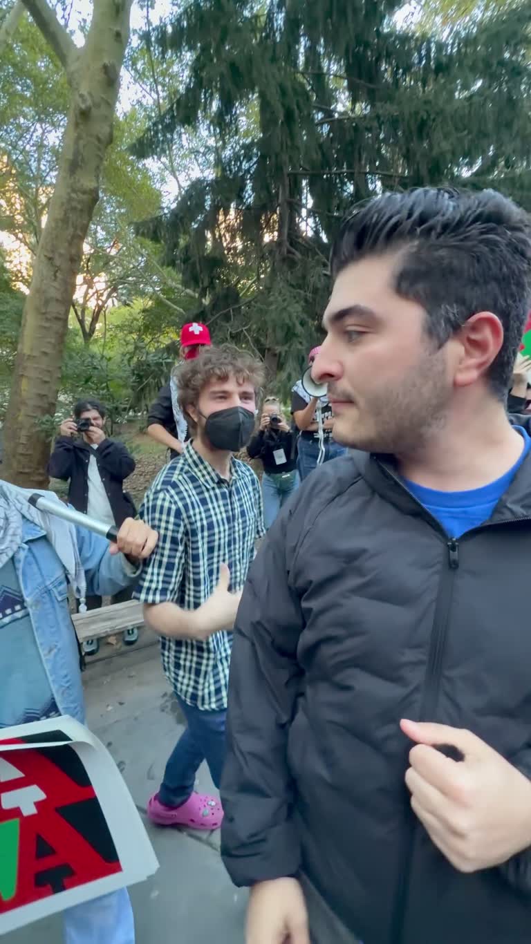 Pink Crocs and a Countdown: A Tense Park Confrontation
