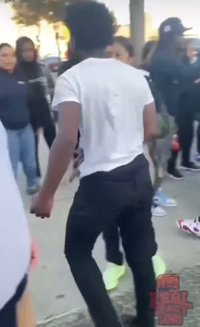 Caught on Camera: A Street Confrontation Draws a Curious Crowd