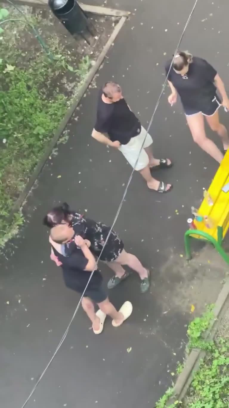 Woman Refuses to Give Up in Courtyard Clip Dividing Viewers