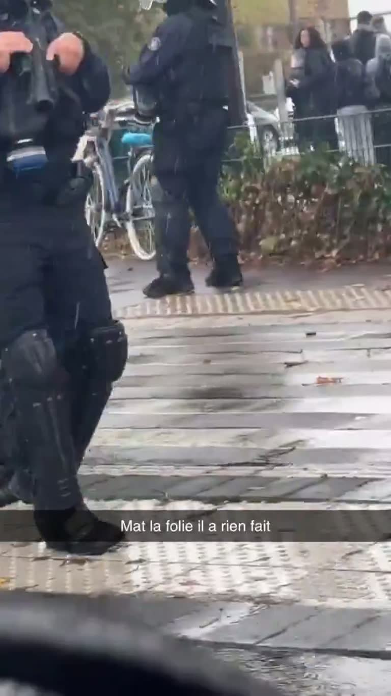 A Rainy Crosswalk, a Ring of Officers, and One Repeated Claim