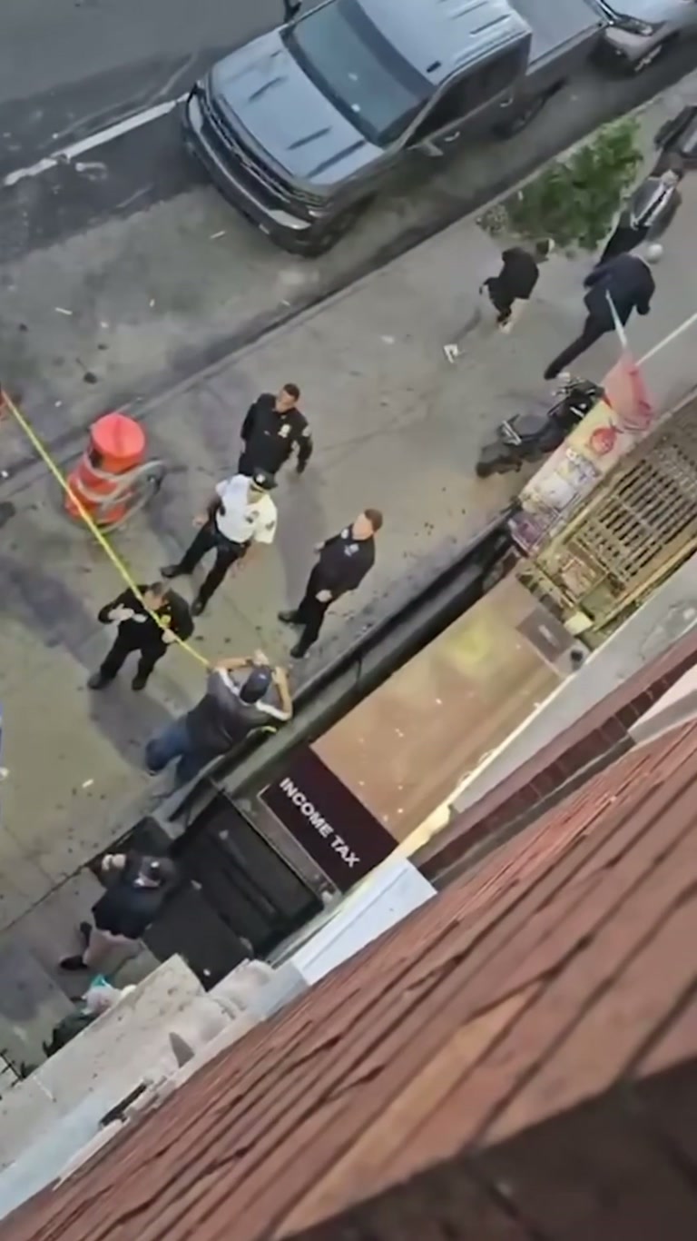 A Bronx Street Corner Turns Into a Standoff in Seconds