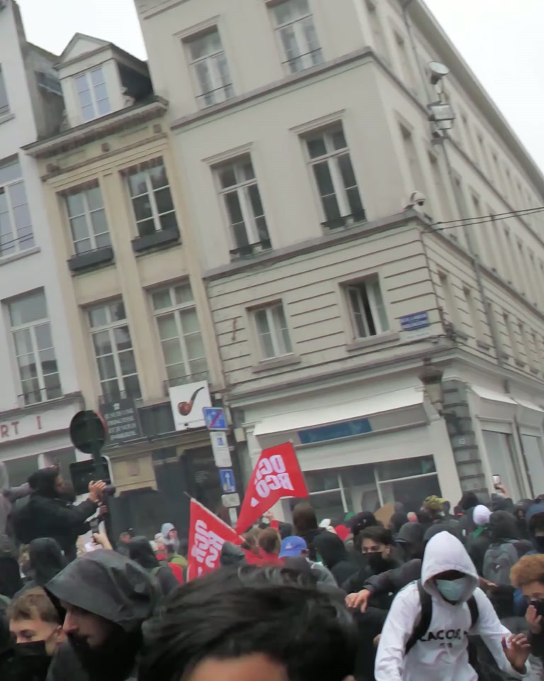 When a Peaceful March Turns: The Street Scene Nobody Saw Coming