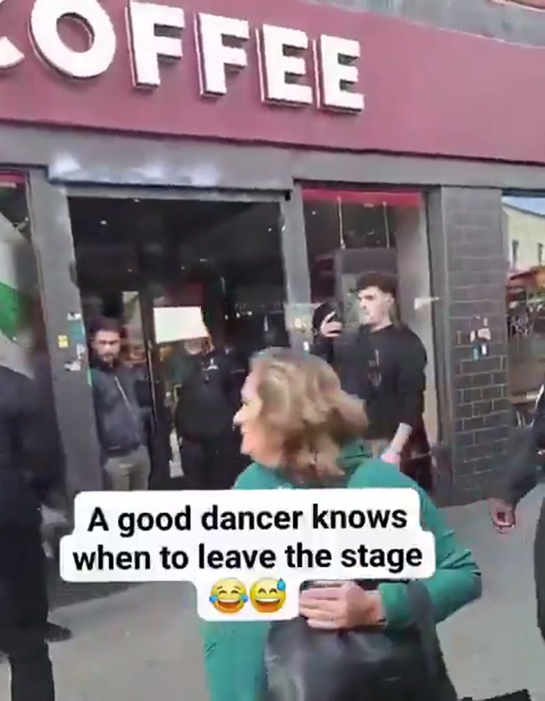 A London Street Confrontation Ends With a Surprising Twist