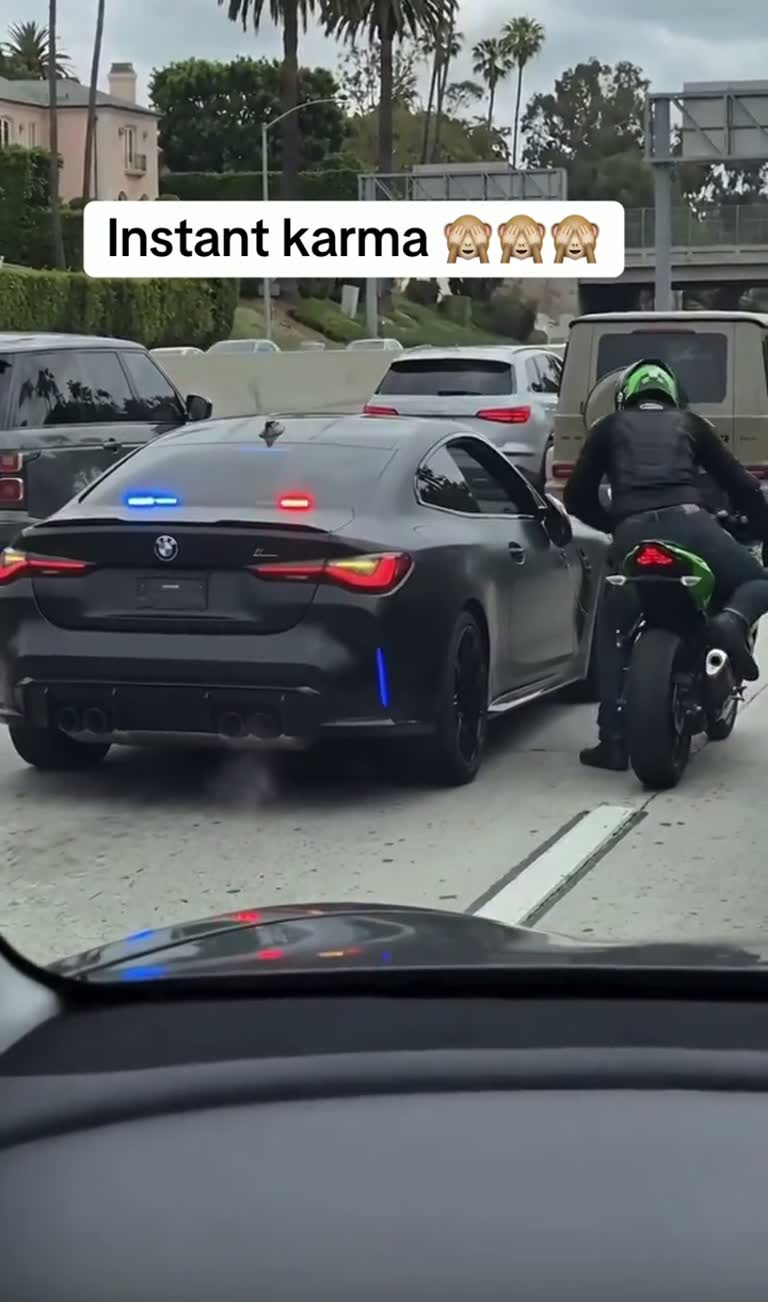 Ironic: A Sports Car Tried To Outrun Traffic And Instantly Regretted It