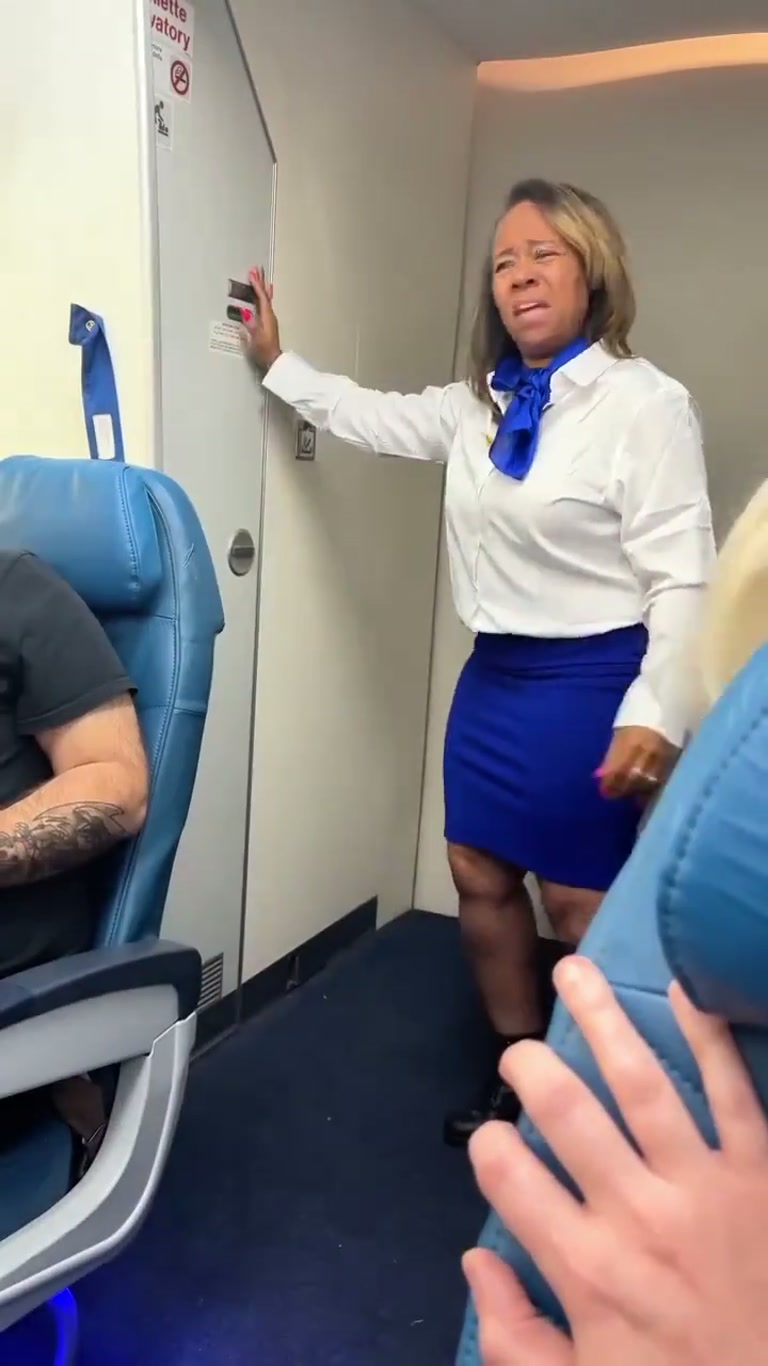 Tension at 30,000 feet: airplane seat dispute goes viral